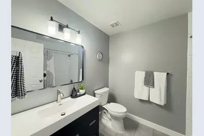 369 W 1900 S, Clearfield, UT 84015 - Photo 9