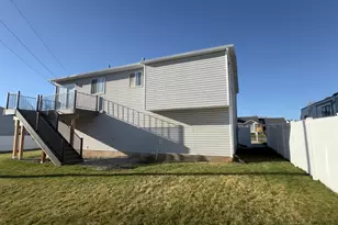 369 W 1900 S, Clearfield, UT 84015 - Photo 19