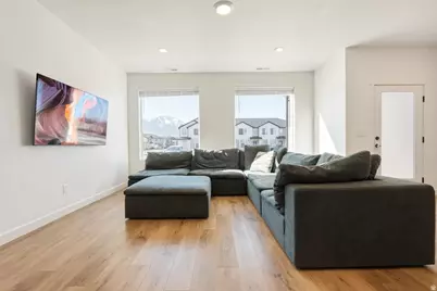 1022 S 200 E, Spanish Fork, UT 84660 - Photo 7