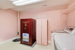 2076 Summer Wood Dr, Farmington, UT 84025 - Photo 19