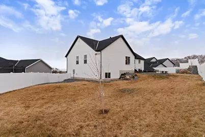 639 W 2150 S, Perry, UT 84302 - Photo 31