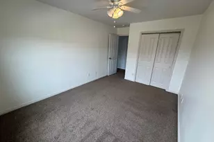 563 W Bountiful Way, Saratoga Springs, UT 84045 - Photo 23