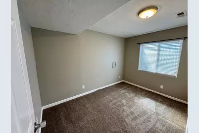 563 W Bountiful Way, Saratoga Springs, UT 84045 - Photo 27