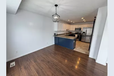 563 W Bountiful Way, Saratoga Springs, UT 84045 - Photo 11