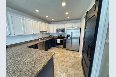 563 W Bountiful Way, Saratoga Springs, UT 84045 - Photo 13