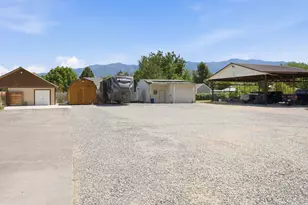 1413 W Webb Ln, Kaysville, UT 84037 - Photo 23