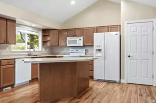 1573 N 40 E, Lehi, UT 84043 - Photo 9