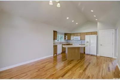 1573 N 40 E, Lehi, UT 84043 - Photo 3