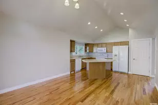 1573 N 40 E, Lehi, UT 84043 - Photo 3