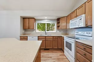 1573 N 40 E, Lehi, UT 84043 - Photo 11