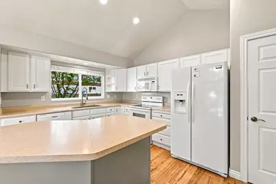 1573 N 40 E, Lehi, UT 84043 - Photo 9