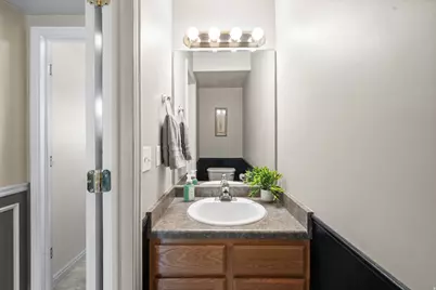 2345 S Main St, Clearfield, UT 84015 - Photo 29