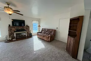 125 N 400 W, Price, UT 84501 - Photo 9