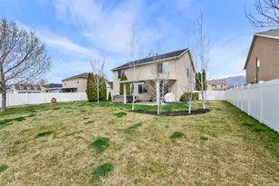 282 Beaumont Dr, Kaysville, UT 84037 - Photo 31