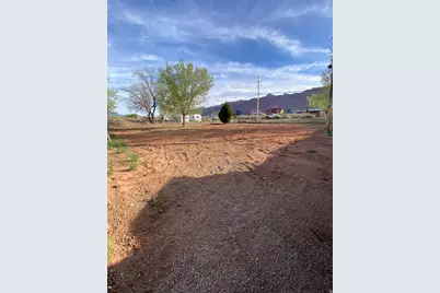 1931 S Spanish Valley Dr, Moab, UT 84532 - Photo 9