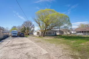 2504 S Chesterfield St, West Valley, UT 84119 - Photo 33