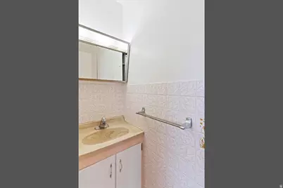 300 E 100 S, Morgan, UT 84050 - Photo 15