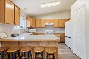 129 N 100 W, Garden City, UT 84028 - Photo 7