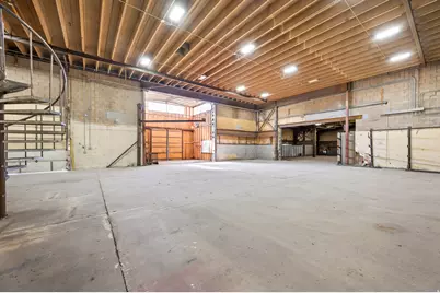 122 S Navajo W, Salt Lake City, UT 84104 - Photo 17