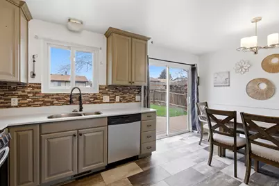 5419 W Westslope Dr S, Salt Lake City, UT 84118 - Photo 9