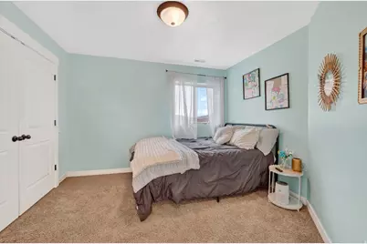 4035 E Oakland Hills Dr, Eagle Mountain, UT 84005 - Photo 17