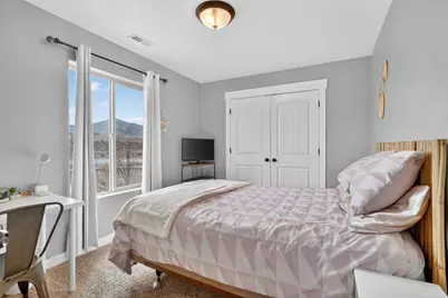 4035 E Oakland Hills Dr, Eagle Mountain, UT 84005 - Photo 19