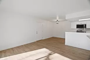 1270 E Shadow Ridge Dr, Midvale, UT 84047 - Photo 7