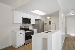 1270 E Shadow Ridge Dr, Midvale, UT 84047 - Photo 3