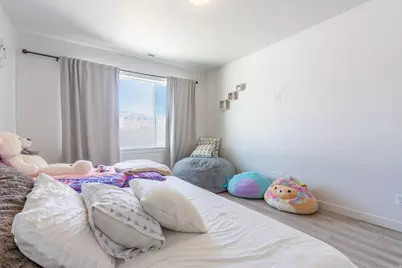 2079 S 1825 W, Woods Cross, UT 84087 - Photo 13