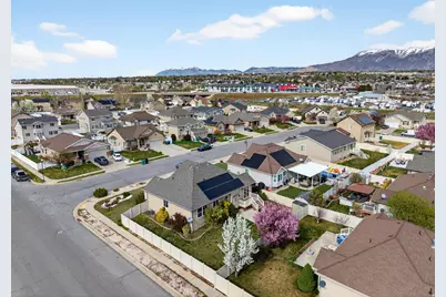 906 E Sam Cir, Clearfield, UT 84015 - Photo 37