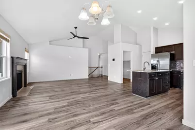 906 E Sam Cir, Clearfield, UT 84015 - Photo 9