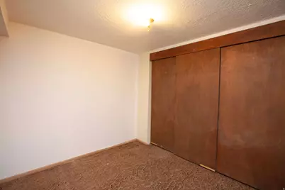 701 E 215 N, Lindon, UT 84042 - Photo 13
