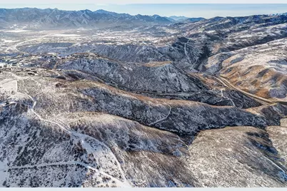 18 Skyview Dr, Coalville, UT 84017 - Photo 13