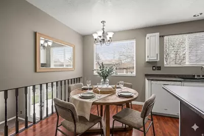 2493 W 1850 N, Clinton, UT 84015 - Photo 7