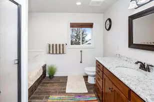 1510 S Mahogany Dr, Garden City, UT 84028 - Photo 43