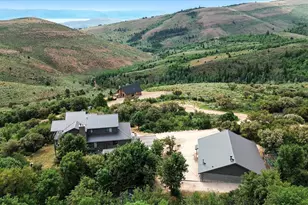 1510 S Mahogany Dr, Garden City, UT 84028 - Photo 11