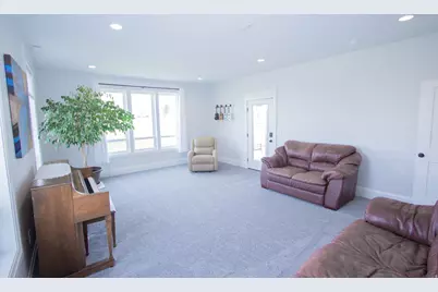 151 W 525 N, Hyde Park, UT 84318 - Photo 29