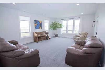 151 W 525 N, Hyde Park, UT 84318 - Photo 27