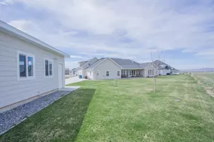 151 W 525 N, Hyde Park, UT 84318 - Photo 49