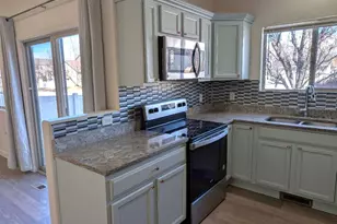 2124 W 2180 N, Lehi, UT 84048 - Photo 9