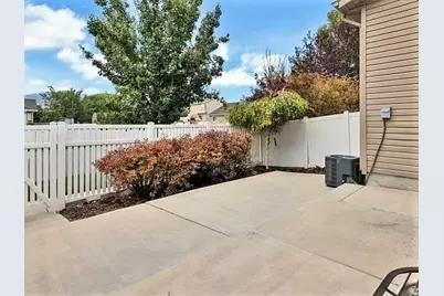 2124 W 2180 N, Lehi, UT 84048 - Photo 3