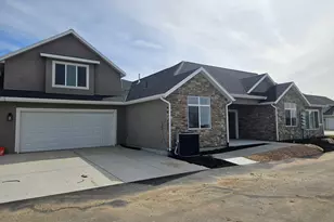 832 N 250 St E, Tooele, UT 84074 - Photo 3