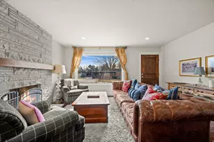 5795 S Minden Dr, Holladay, UT 84121 - Photo 3