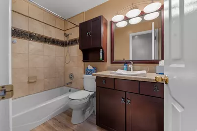 1447 E Edgecliff Dr, Sandy, UT 84092 - Photo 19