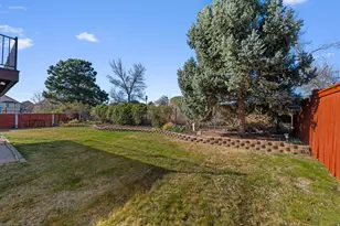 1447 E Edgecliff Dr, Sandy, UT 84092 - Photo 35