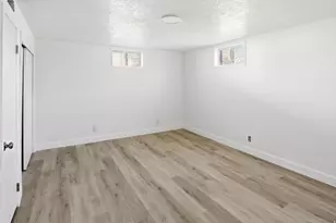 372 N Overland E, Tooele, UT 84074 - Photo 17