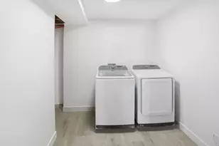 372 N Overland E, Tooele, UT 84074 - Photo 19