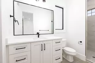 619 E Royal Dr, Washington, UT 84780 - Photo 7