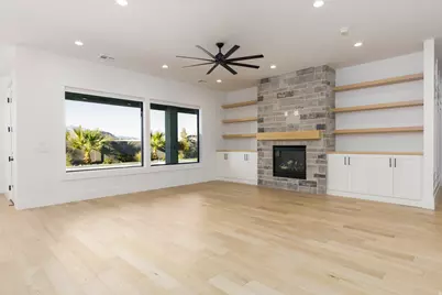 619 E Royal Dr, Washington, UT 84780 - Photo 15