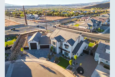 619 E Royal Dr, Washington, UT 84780 - Photo 47